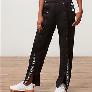 RARE FILA  button snap front jogger pants